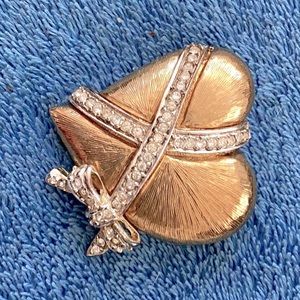 Signed 1996 Graziano Valentine Heart brooch